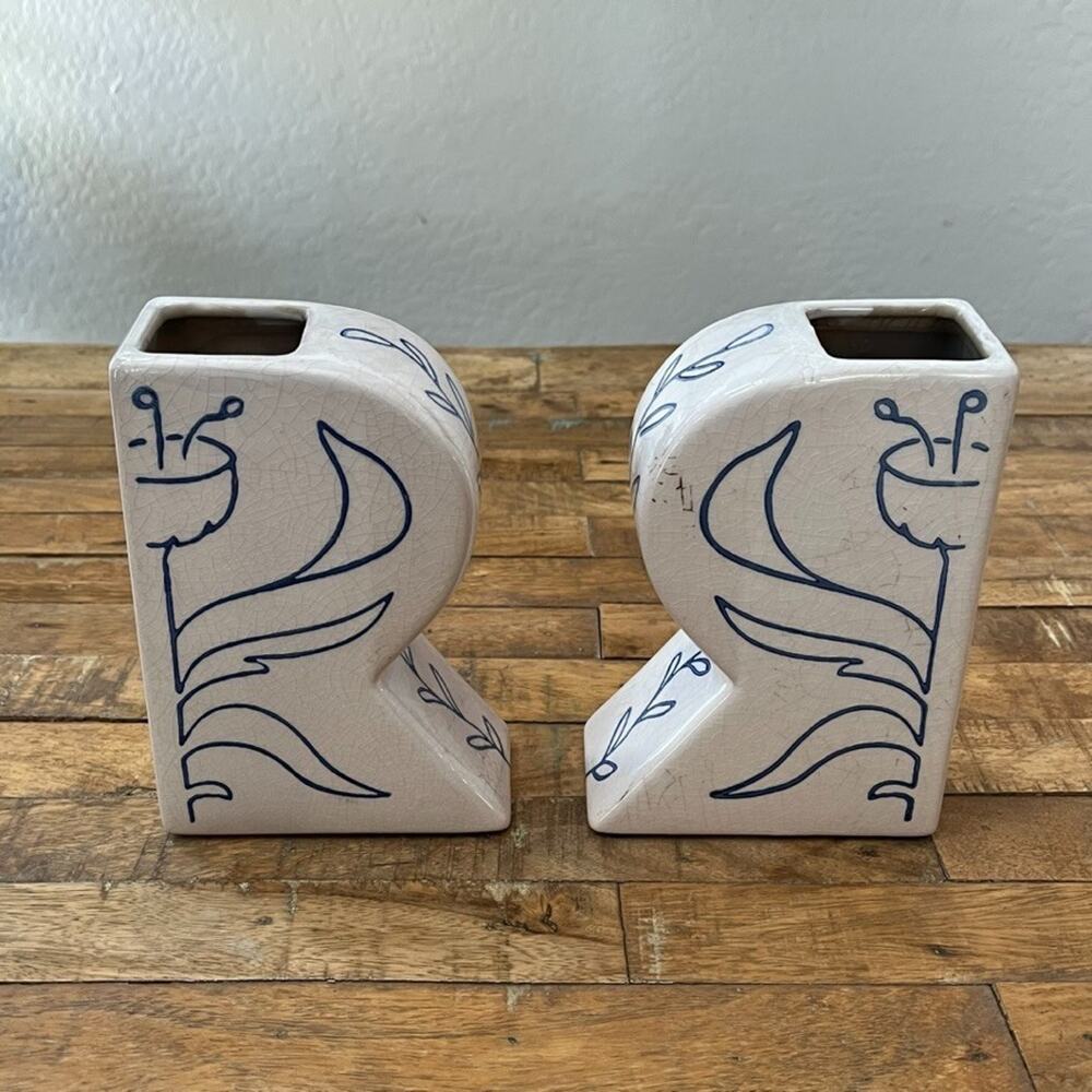 Creative Co-op Set of 2 Vases/Bookends Terra-cotta Flower Painted